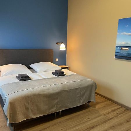 Ferienwohnung 3 Am Herrenhaus Ahrensboek Ahrensbok Esterno foto